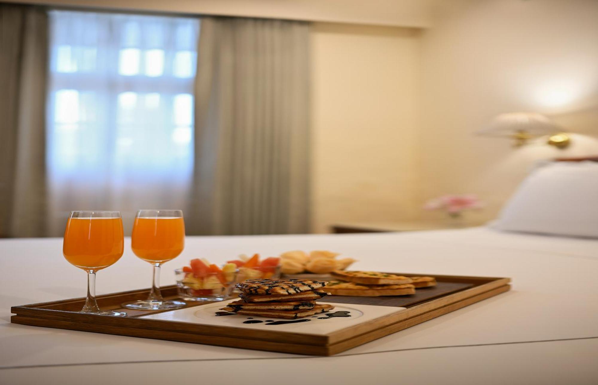 Ambassador, - Ihcl Seleqtions 5* New Delhi